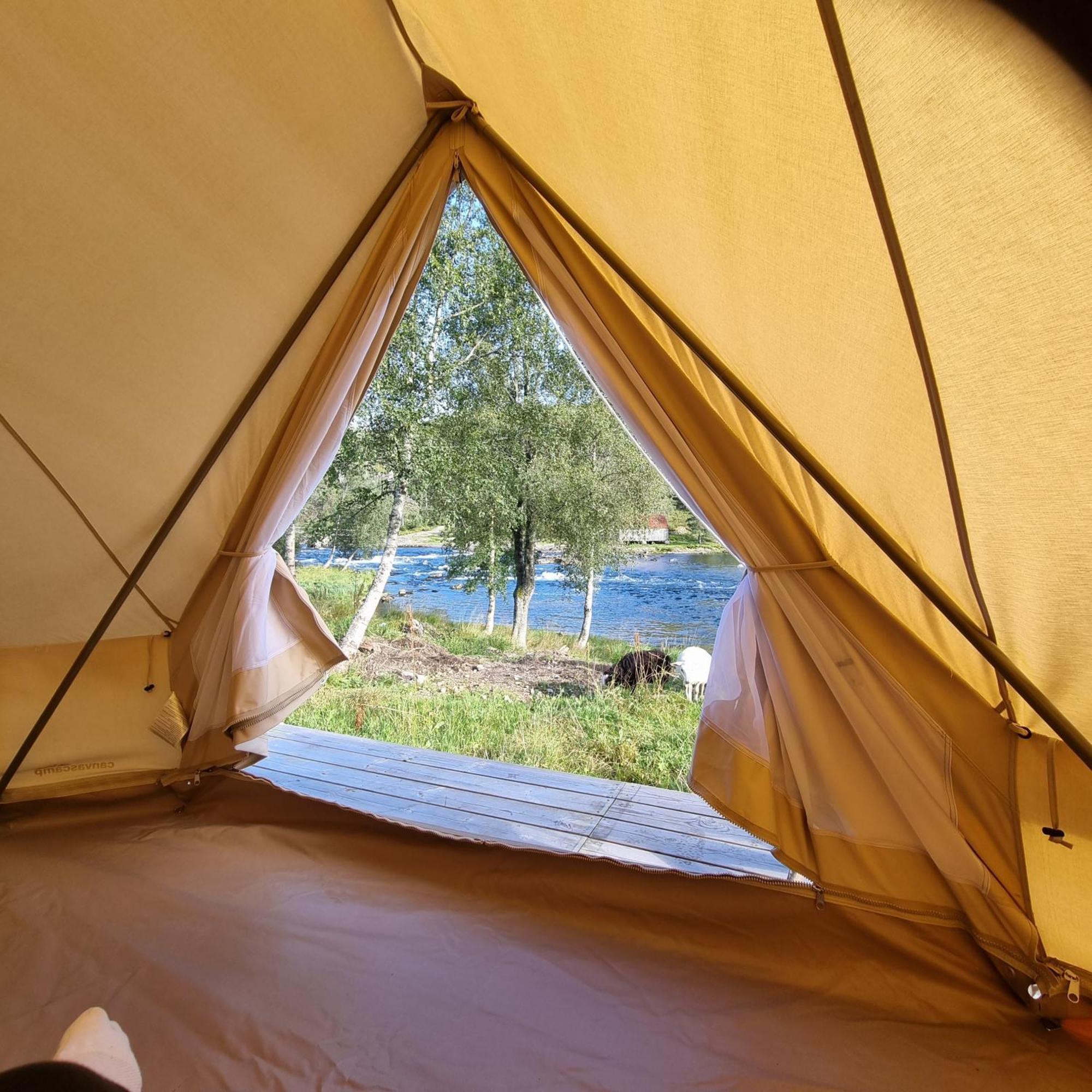 Flatheim Glamping Hotel Viksdalen Exterior photo